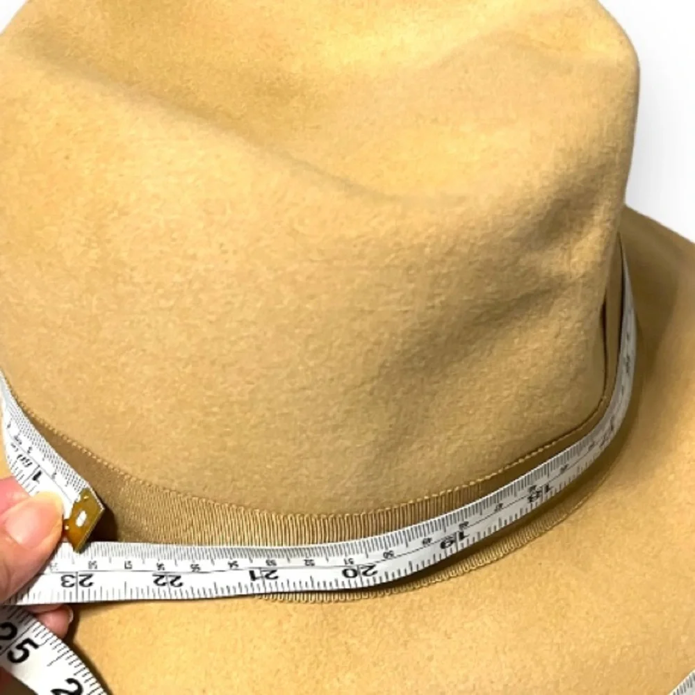 Adolfo Womens Vintage Wool Hat